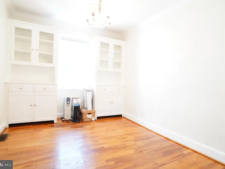2161 N Brandywine St — Photo 7
