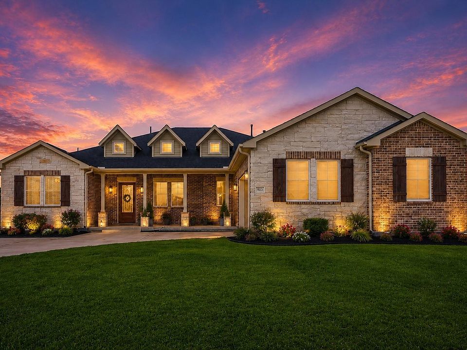 1st image of 803 Lily Ln