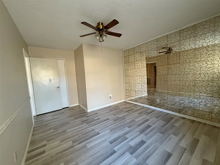 5506 Forest Timbers Dr — Photo 13