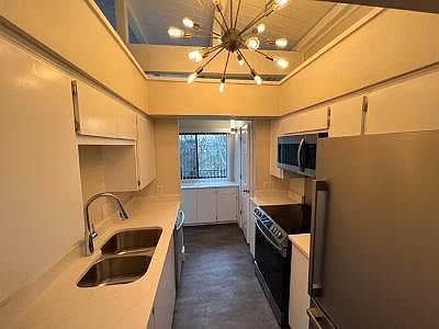 2nd image of 6404 Shadow Valley Dr APT B