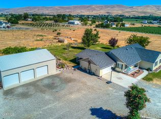 611 S County Line Rd, Prosser, WA 99350
