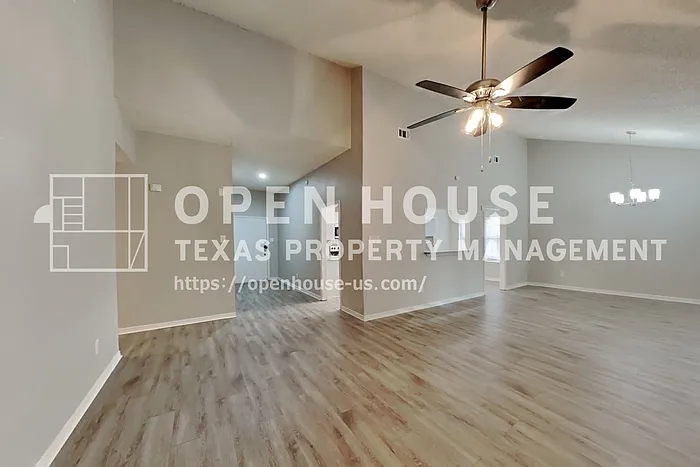 5426 Cold Springs Dr — Photo 4