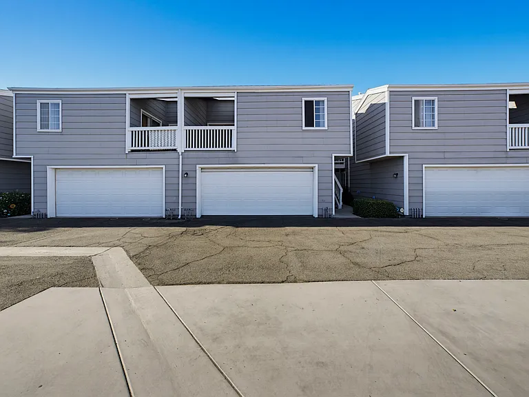 21421 Juan Ave #6 — Photo 1