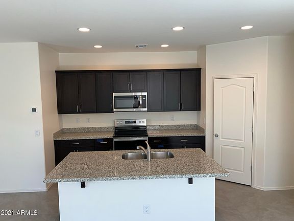 5th image of 1669 E Jardin Pl