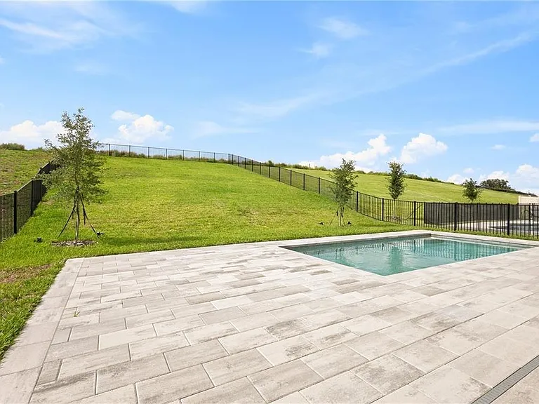 16031 Silver Brook Way — Photo 7