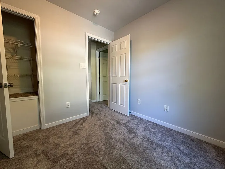 5539 Belle Pond Dr — Photo 17