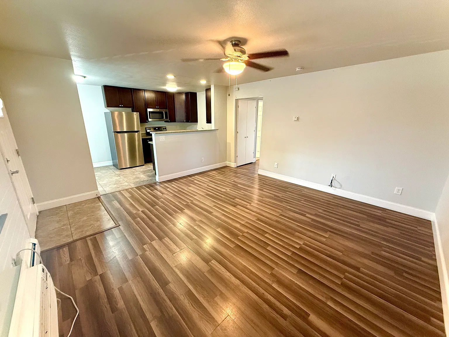 2 bed, 800 sqft, $1,450 — Photo 4