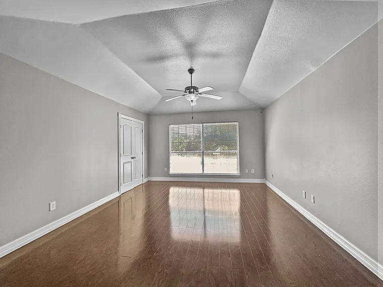 2132 Cliffside Dr — Photo 19