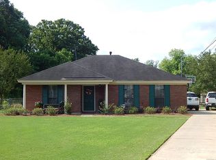 567 Forest Park Dr, Montgomery, AL 36109