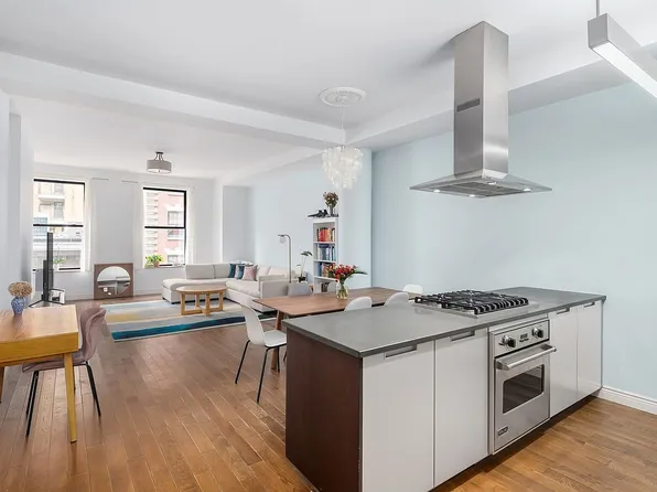 225 5th Ave APT 5B, New York, NY 10010