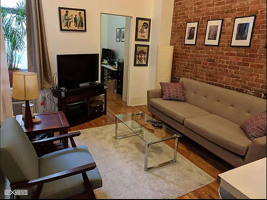 Rented by Urban Furnished LLC | media 2