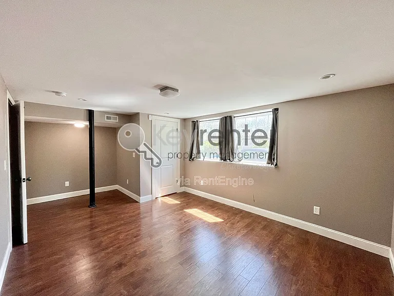 1216 Hanover St — Photo 23