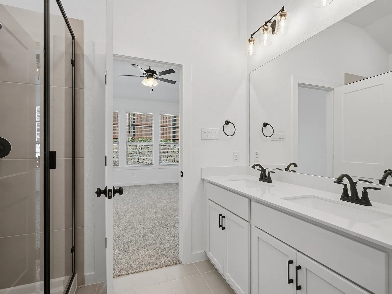 3 bed, 1768 sqft, $2,450 — Photo 3