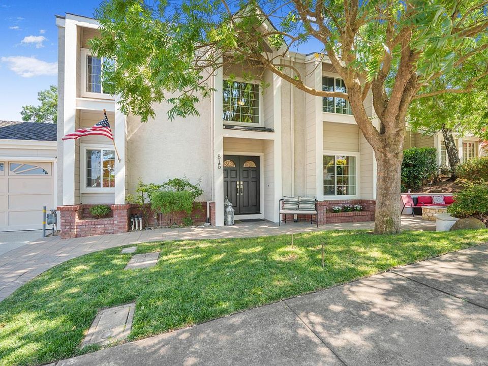 1st image of 815 Oak Park Dr