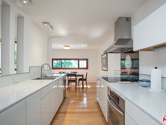 5th image of 8380 Waring Ave APT 206
