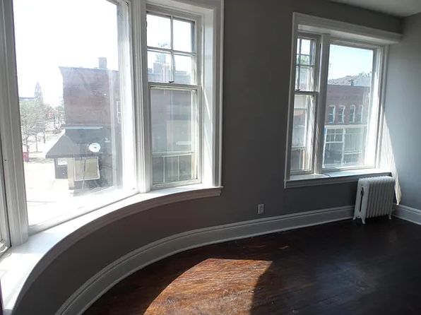 1000 Elmwood Ave APT 1