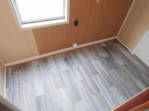 3rd image of 336 Terry Ave