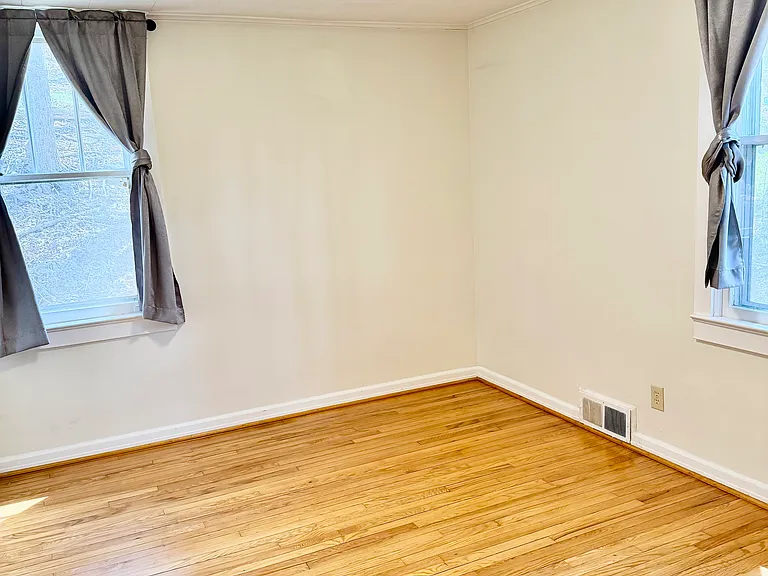 4 Hillside Ave #1 — Photo 5