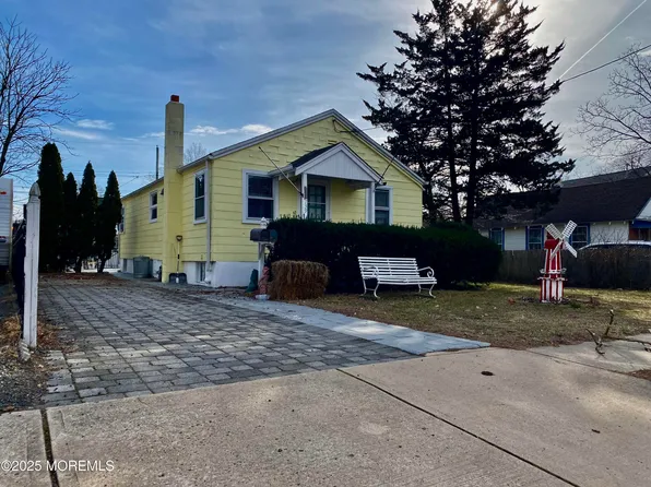 739 20th Ave, Lake Como, NJ 07719
