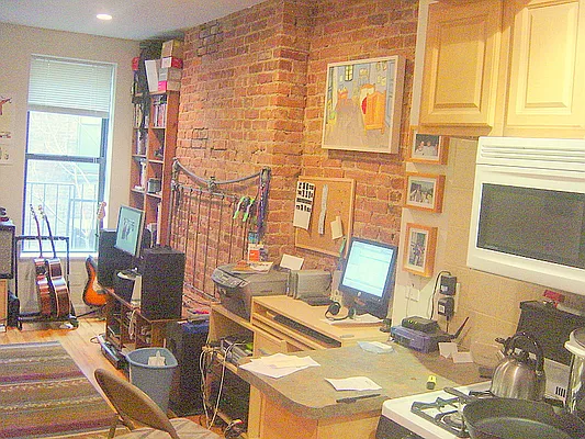 Rented by Chartwell Forest Hills Realty | media 28