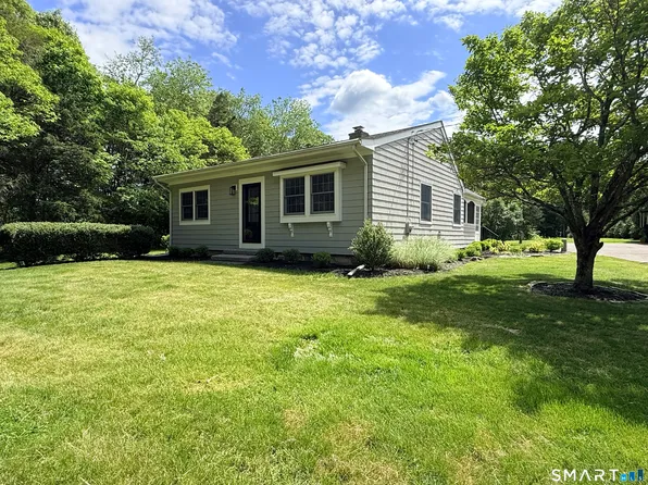 1511 Little Meadow Road, Guilford, CT 06437