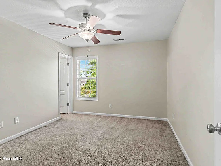 177 Glen Cannon Dr — Photo 11