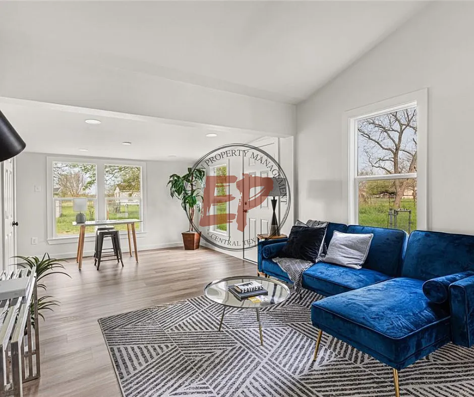 710 South Pearl Street - 1 — Photo 3