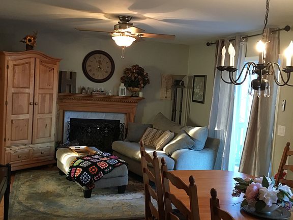2nd image of 200 Park St