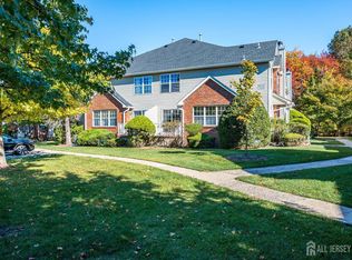 155 Vasser Dr, Piscataway, NJ 08854
