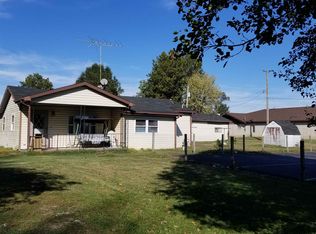 1404 E National Hwy, Washington, IN 47501