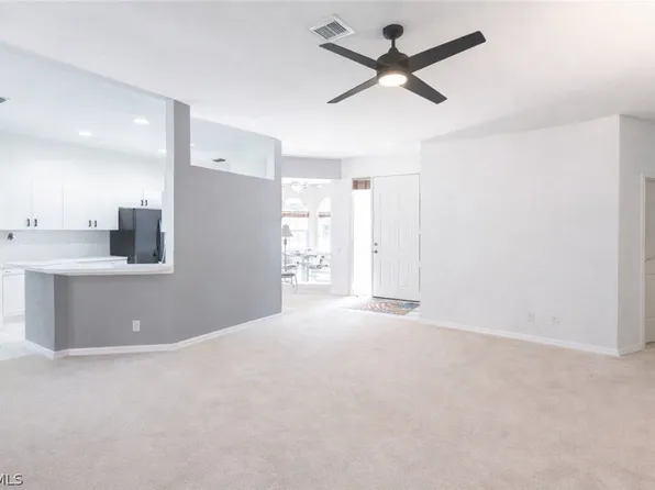 11302 Lakeland Cir, Fort Myers, FL 33913