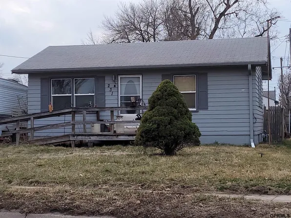 231 S Clarmar Ave, Fremont, NE 68025