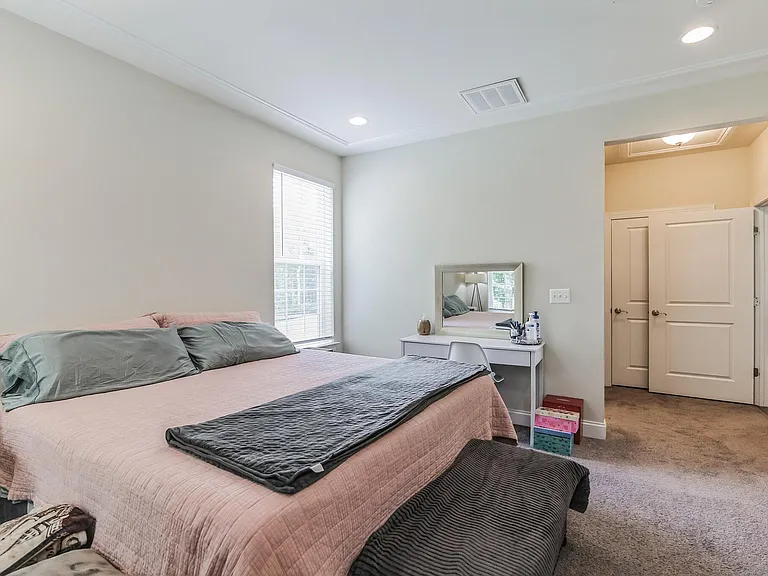 392 Buckeye Cir — Photo 11