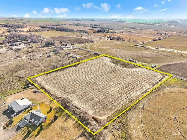 1062 E 2500 S, Hagerman, ID 83332