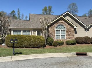 919 Eagle Rd, Greensboro, NC 27407