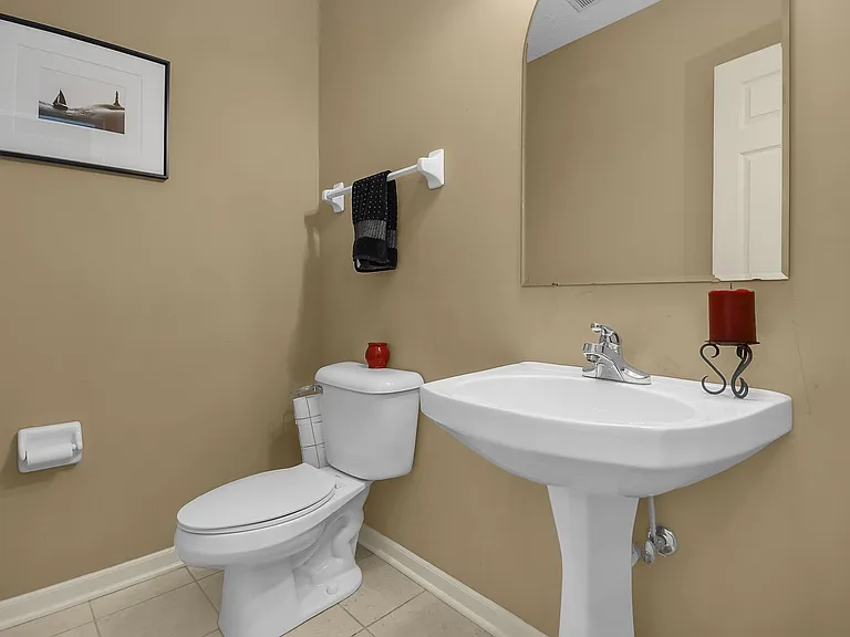 5464 Sandy Dr — Photo 4