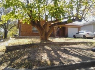 3221 NW 24th St, Fort Worth, TX 76106