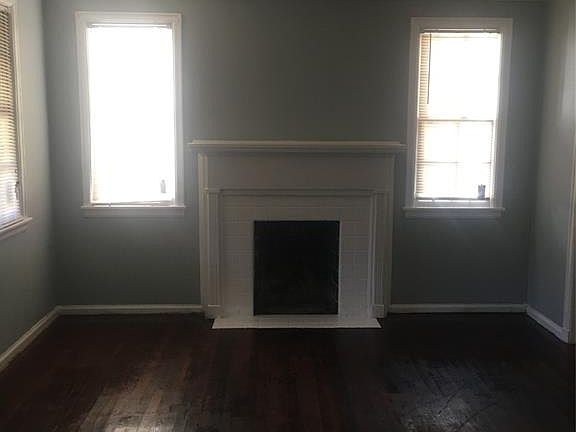 2nd image of 307 Bradley Dr