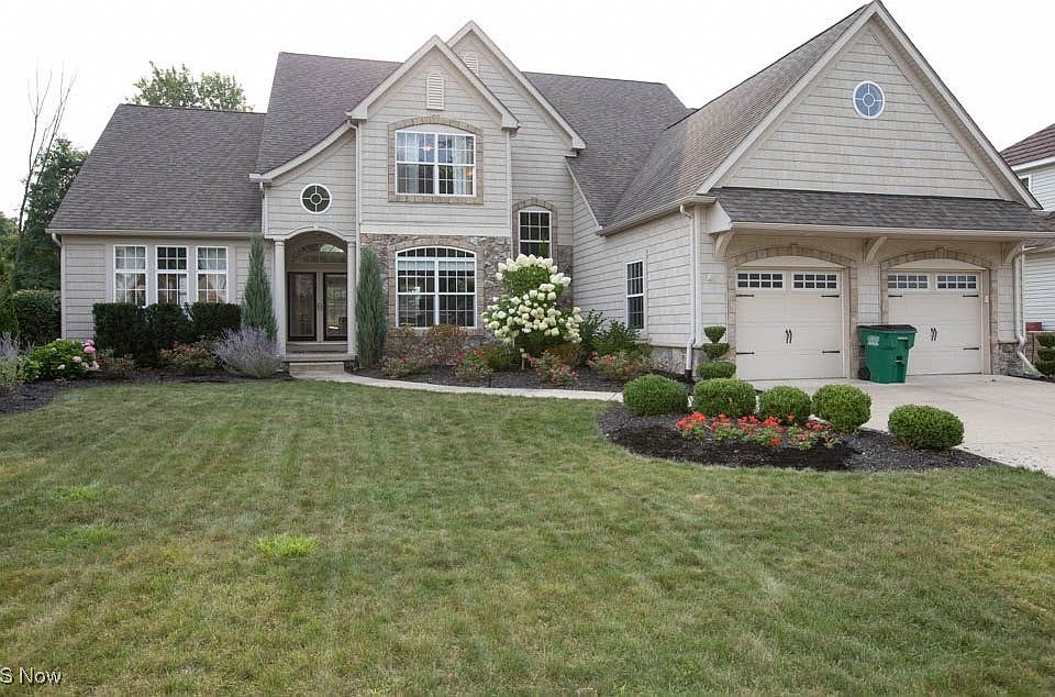 1st image of 1176 Waterfront Pl
