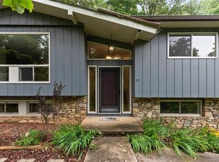 21 Parkview Dr, Asheville, NC 28805
