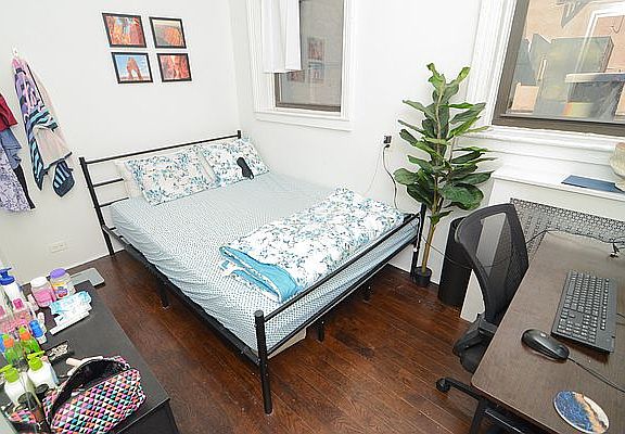 3rd image of 104 Lexington Ave #2B