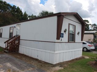 800 Old Whiteville Rd #3, Lumberton, NC 28358