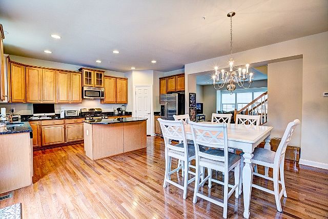 1st image of 306 Siena Ln