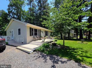 852 Whispering Pine Cir, Lusby, MD 20657