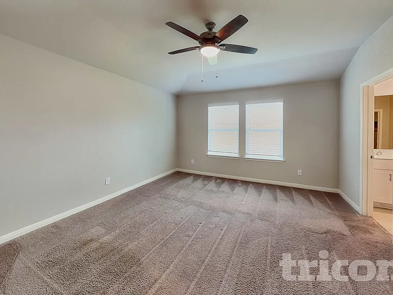 13543 Paxton Blvd — Photo 8