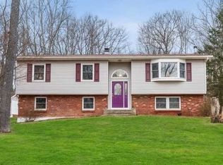 106 Overhill Rd, Stormville, NY 12582