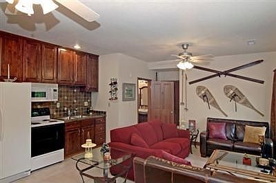4th image of 9419 Dunewood Dr