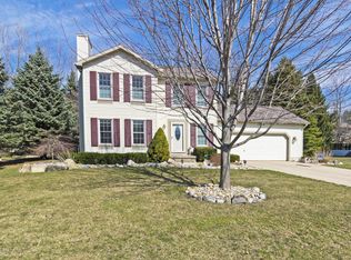 3920 Mayapple Ln, Lansing, MI 48911