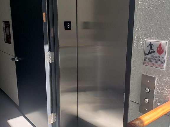 elevator from garage to all floors