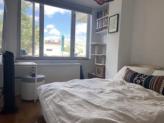 Rented by Compass | media 8